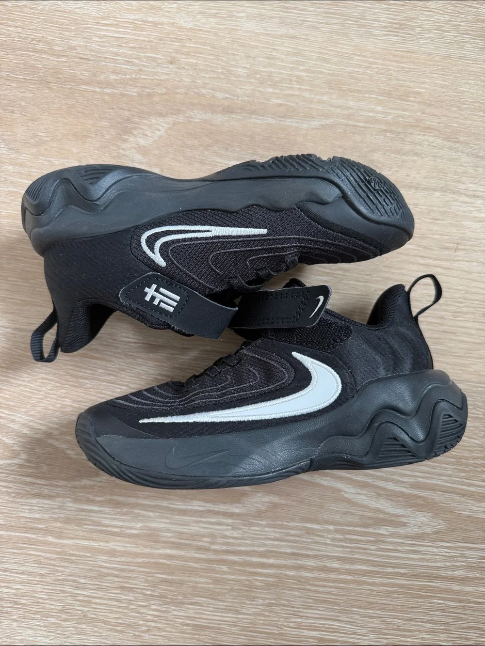 Nike Kids Black Sneakers with White Swoosh - Velcro Strap